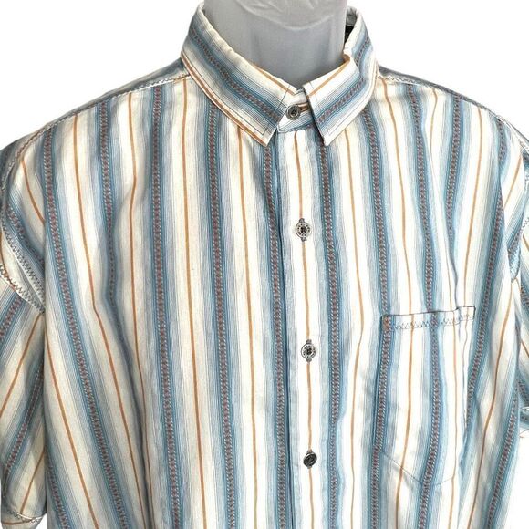 Kühl Shirt Men's White Stripe Button Down Short Sleeve Shirt Size Extra Large - Picture 4 of 14